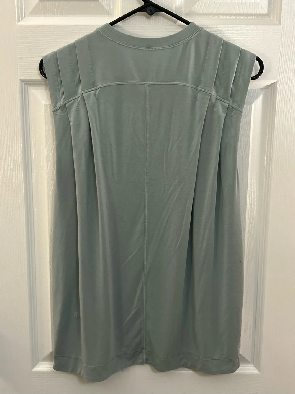 Lululemon Modal Muscle Tank Top Sage Green Sleeveless Soft Stretch Size 2